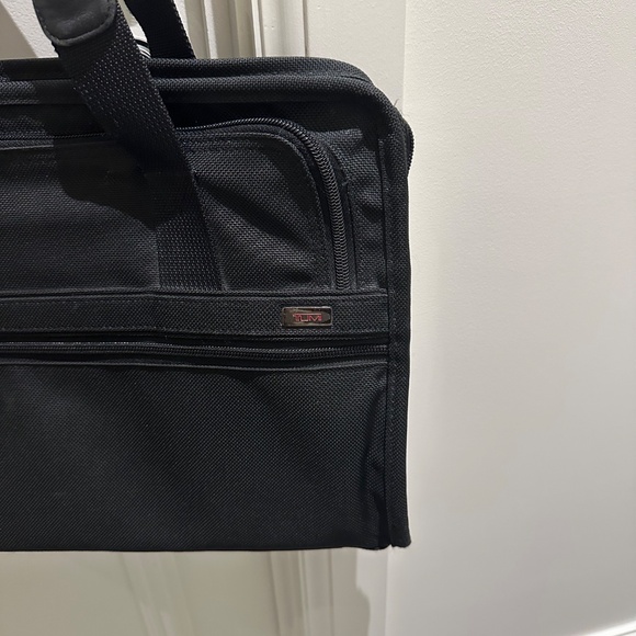 Tumi Briefcase - Picture 5 of 11